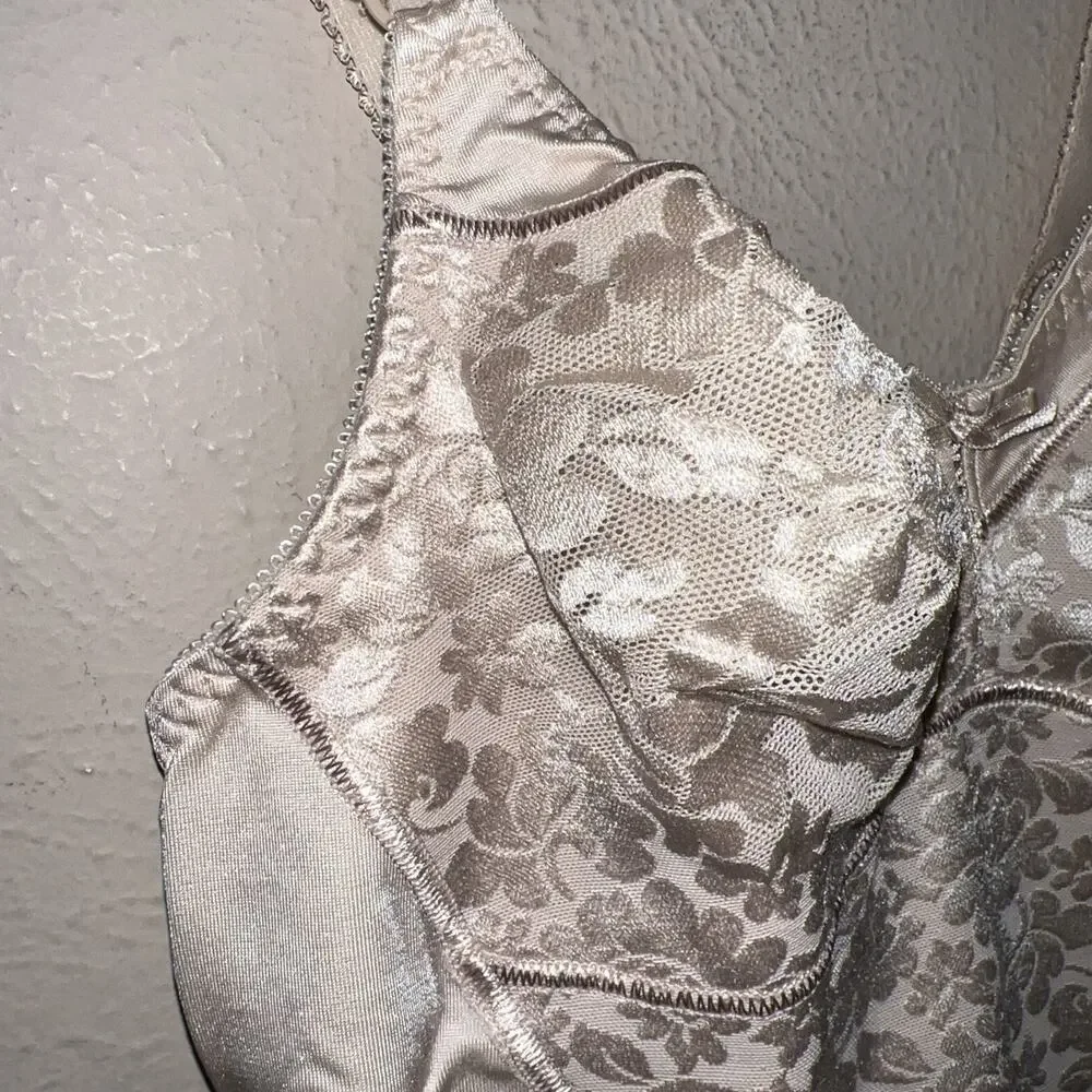 Vintage Bali 36B Womens Glam BodySuit Beige Tan Nude Soft Cup Wireless 8380 - Picture 5 of 15